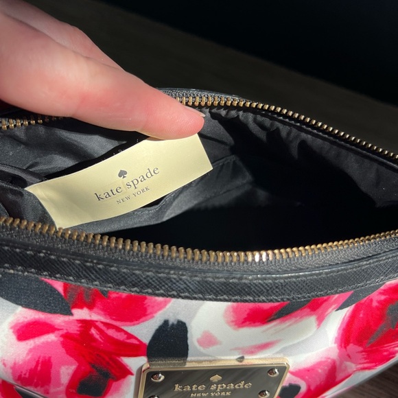 ♠️Kate Spade♠️ Pink and Black Floral Cosmetic Bag - Picture 7 of 11